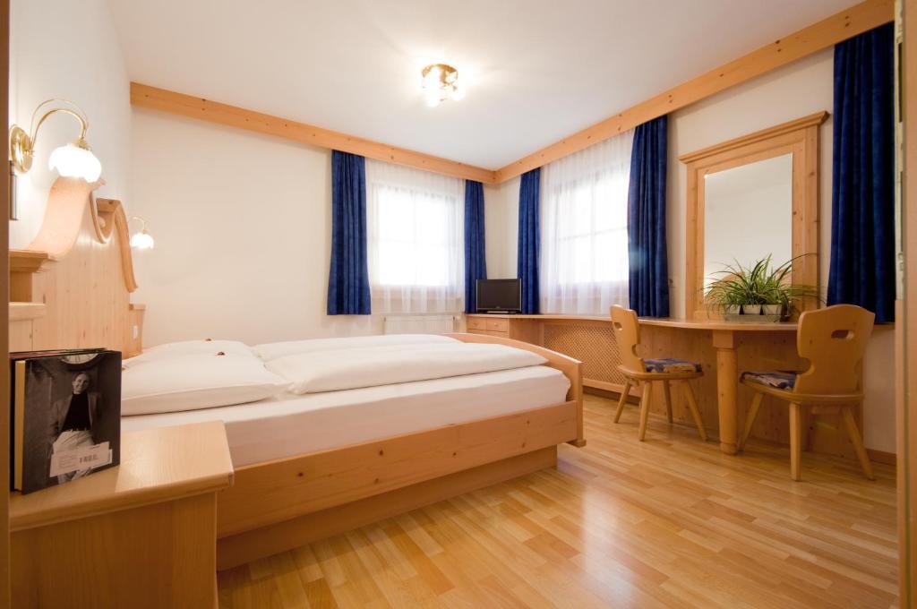 Garni Cristin & Dep Antina Aparthotel