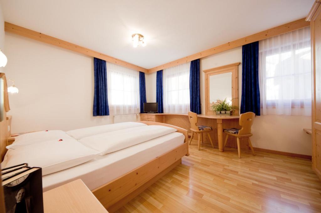 Garni Cristin & Dep Antina Aparthotel